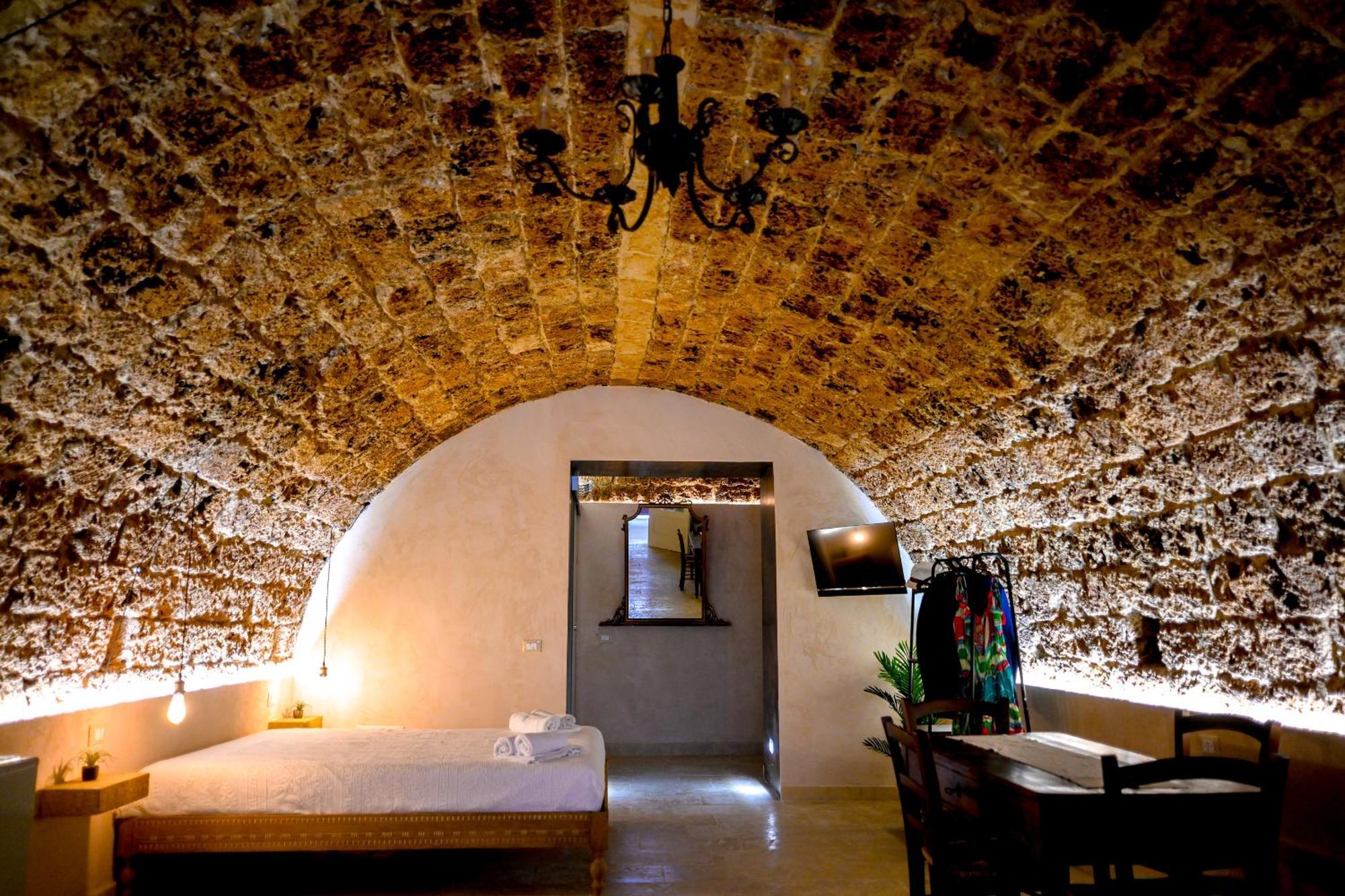 La Grotta, Luxury Suite & Spa Noto Ngoại thất bức ảnh